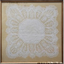 Pañuelo de encaje inglés vintage enmarcado, detalles delicados