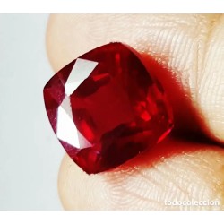 Rubí cuadrado facetado de 9.42 CT, brillante color rojo intenso