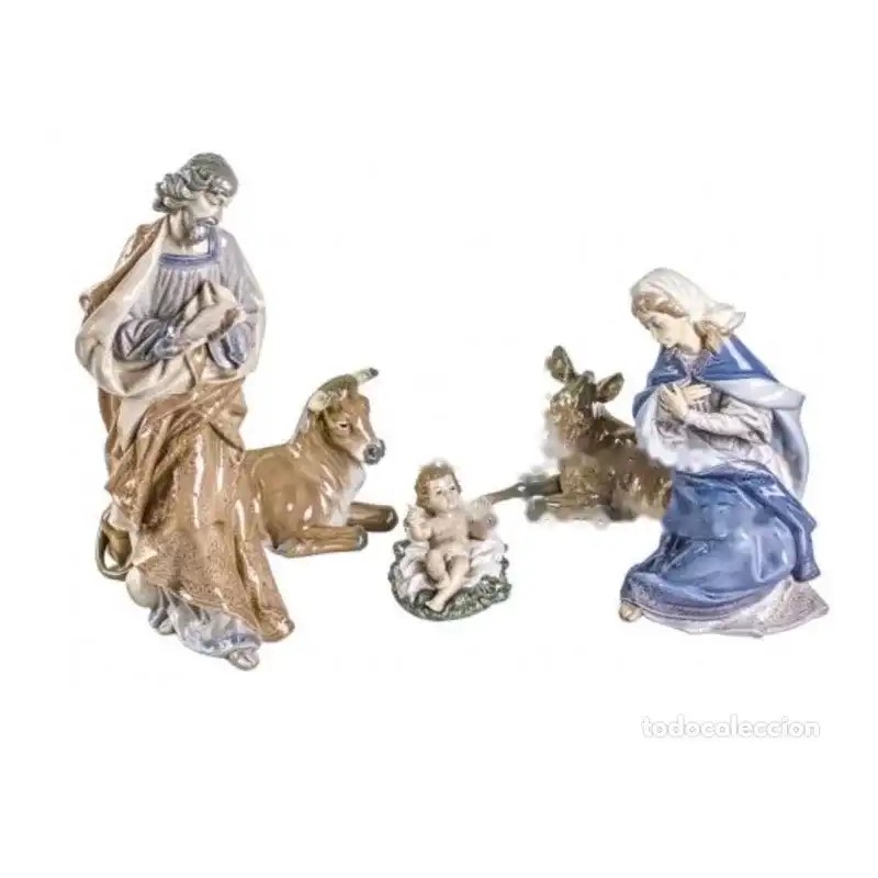 Nacimiento en porcelana Lladró, Virgen, San José, niño Jesús, buey y mula Nacimiento en porcelana Lladró, Virgen, San José, niño Jesús, buey y mula