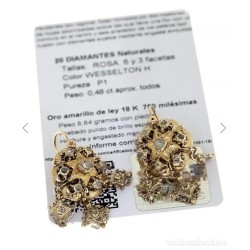 Pendientes tipo regional en oro amarillo de 18k, con diamantes