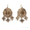 Pendientes tipo regional en oro amarillo de 18k, con diamantes