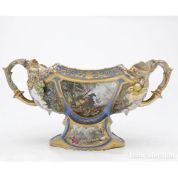 Centro francés Napoleón III en porcelana "cielo azul" tipo Sèvres.