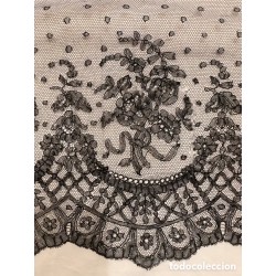 Encaje Negro Vintage Chantilly Francés Delicado Artesanal