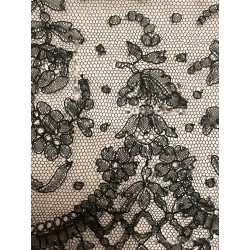 Encaje Negro Vintage Chantilly Francés Delicado Artesanal