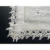 Tapete Vintage de Lino Bordado - Artesanía Textil Tradicional