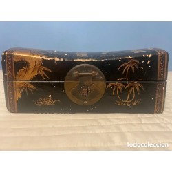 Antigua caja almohada cóncava china de la dinastía Qing