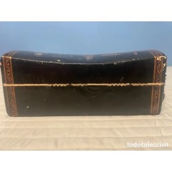 Antigua caja almohada cóncava china de la dinastía Qing