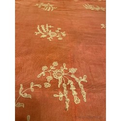 Espectacular mantilla de 3 picos de Bruselas, color crema claro