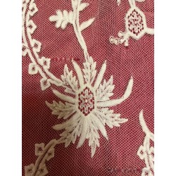 Bonita mantilla antigua crema, bordado floral, 254x58 cm