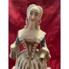 Figuras de Porcelana Viejo París - Pareja de Época en Traje Elegante