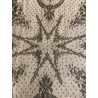 Mantilla cuadrada de cambray, chantilly con dibujo geométrico y floral