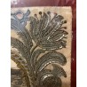 Relicario Antiguo Bordado en Plata - Cristo Crucificado Marco Oro S.XVIII Documento