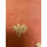 Mantilla de tres picos antigua, bordado floral delicado