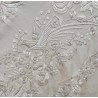 Mantón de Manila Bordado en Seda Marfil - Flecos Largos con Motivos Florales Vintage