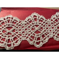 Encaje Artesanal de Crochet Blanco - Puntilla Vintage 320cm x 9.5cm Hecho a Mano