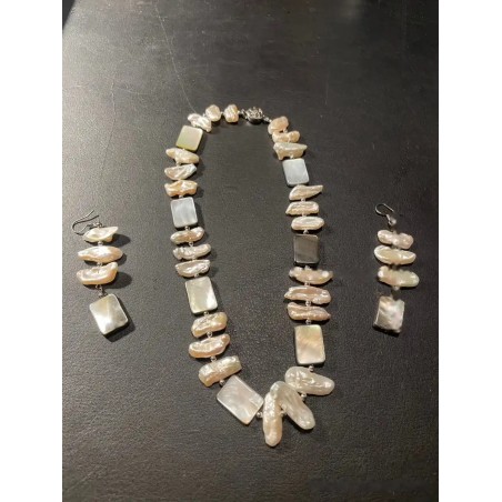 Conjunto de Collar y Pendientes de Perlas Barrocas y Nácar - Joyería Artesanal