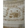 Mantón de Manila Vintage - Elegante Bordado Floral en Tonos Crema