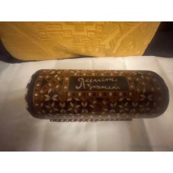 Cofre Granadino de Taracea con Incrustaciones de Hueso - Artesanía Árabe Nazarí