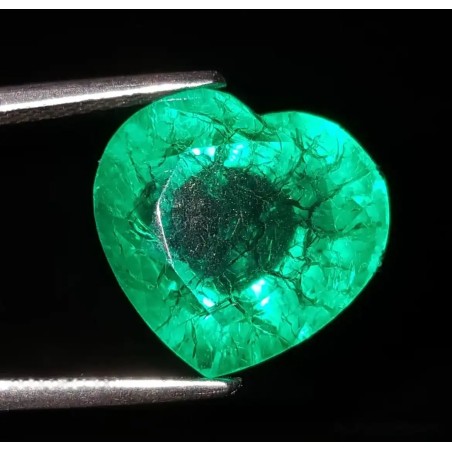 Esmeralda Natural Talla Corazón 11.32CT - Gema Colombiana AAA Premium Certificada