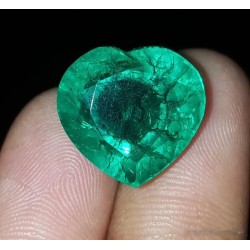 Esmeralda Natural Talla Corazón 11.32CT - Gema Colombiana AAA Premium Certificada