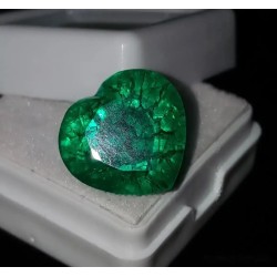 Esmeralda Natural Talla Corazón 11.32CT - Gema Colombiana AAA Premium Certificada