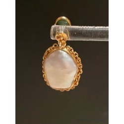 Pendientes Artesanales con Perlas Barrocas y Olivinas - Plata Bañada en Oro