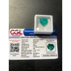 Esmeralda Natural Talla Corazón 8.27CT - Gema Certificada Verde Intenso