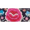 Mantón de Manila Negro con Bordado Floral Rojo - Pieza Textil con Flecos