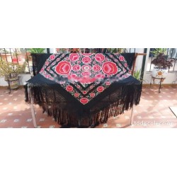 Mantón de Manila Negro con Bordado Floral Rojo - Pieza Textil con Flecos