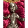 Escultura de Niño Jesús en Plata - Obra de Arte Religiosa con Base de Terciopelo
