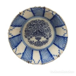 Lebrillo Antiguo de Cerámica de Triana - Decoración Floral Azul sobre Blanco