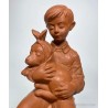 Escultura Terracota Niño con Perro - Figura Decorativa Vintage Siglo XX