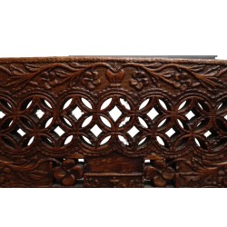 Yugo Portugués Antiguo en Castaño Tallado - Escudo de Portugal Artesanal