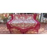 Mantón de Manila Rojo con Bordado Crema - Escenas Orientales y Motivos Florales