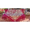 Mantón de Manila Rojo con Bordado Crema - Escenas Orientales y Motivos Florales