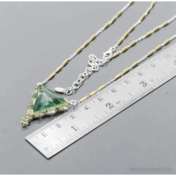 Gargantilla de plata con piedra de fluorita natural de 14 quilates en forma triangular