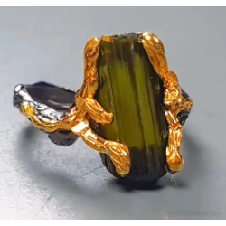 Anillo de plata con turmalina natural - Joya única y artesanal