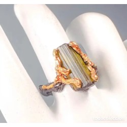 Anillo de plata con turmalina natural - Joya única y artesanal