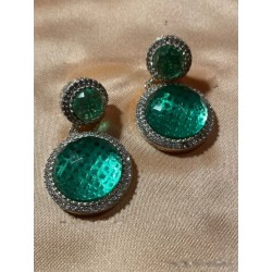 Pendientes de plata con cristales verdes y circonitas