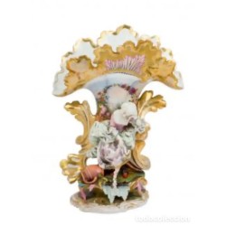 Pareja de jarrones de porcelana alemana del siglo XIX, esmaltados y dorados
