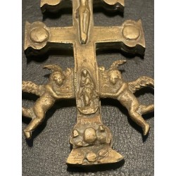Cruz de Caravaca Antigua en Bronce - Pieza Religiosa Angelotes Siglo XIX