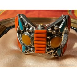 Brazalete Tribal de Plata Tibetana - Coral Turquesa Ámbar Joyería Étnica Nepal
