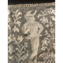 Encaje Antiguo Vintage con Figuras Humanas Coleccionista Exclusivo