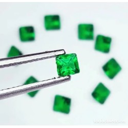 Lote 10 Esmeraldas  Corte Cuadrado Gemas Certificables 3mm